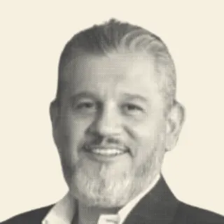 Carlos Suárez